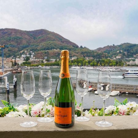 Appartamento Esclusivo Fronte Lago, In Centro A Como Con Garage Εξωτερικό φωτογραφία